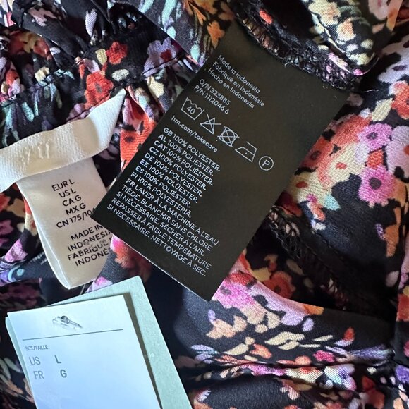 NWT - H&M Floral Tie Detail Blouse - Picture 7 of 7